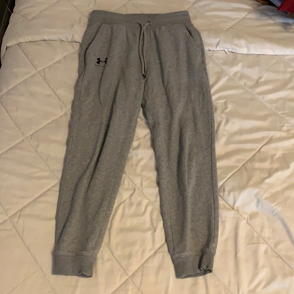 size small women joggers